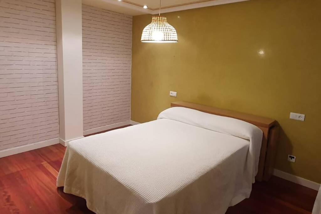 Centrico Apto Cangas De Onis, Cerca Puente Romano Apartment Ngoại thất bức ảnh